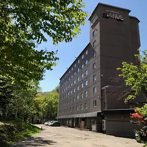 Sankeien 3*, 札幌 日本